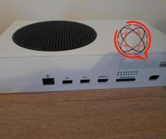 Xbox series S + TV Thomson + Gry