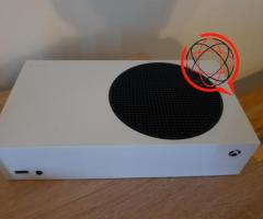 Xbox series S + TV Thomson + Gry