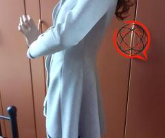 Szary rozkloszowany płaszczyk