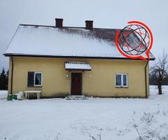 Dom z ziemią, zdala od zgiełku