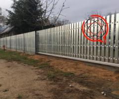 Sztachety, Ogrodzenia z metalu, gruba blacha ocynk