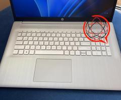 Sprzedam Nowy Laptop HP 17 cali 8 GB/256GB na gwarancji do 2025