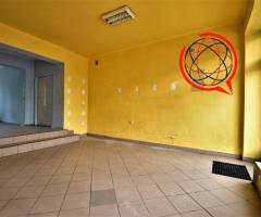 Mieszkanie 71 m2/lokal usługowy 42 m2/garaż 32 m2