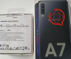 Samsung galaxy A7 2018 + sluchawki bezprzewodowe Buds Live