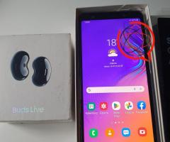 Samsung galaxy A7 2018 + sluchawki bezprzewodowe Buds Live