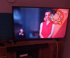 Panasonic LED TV Wi-Fi Smart TV 49cali