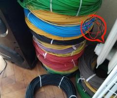 Sprzedam kable jak na zdjęciu przewody kabel zasilający elektryczne kable
