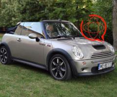 Mini cooper s cabrio sidewalk