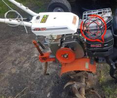 Glebogryzarka spalinowa Kubota  TF 40 z gornej polki biegi przod i tyl Brigs&stration