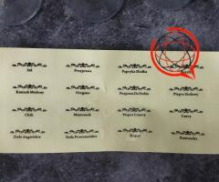 NOWY OBROTOWY STOJAK NA PRZYPRAWY, 17 CZĘŚCI EDENBERG, SZKLANE POJEMNICZKI