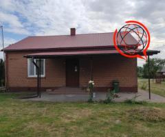 Gospodarstwo (dom, obora, stodoła) pow. 0,85 ha
