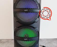 Głośnik tuba z karaoke i podświetleniem boombox, mikrofon,