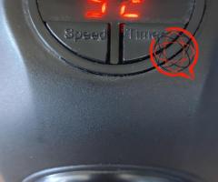 KOMPAKTOWY MINI GRZEJNIK ELEKTRYCZNY 400W DO GNIAZDKA Z WENTYLATOREM