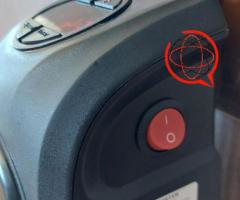 KOMPAKTOWY MINI GRZEJNIK ELEKTRYCZNY 400W DO GNIAZDKA Z WENTYLATOREM