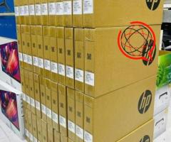 Laptopy, komputery stacjonarne, iPady, tablety, telefony, drony, karty graficzne, gry i konsole