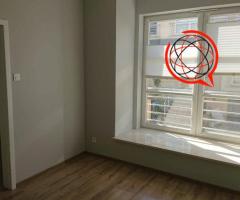 Nowoczesny dom w Wawrze z 7 pokojami, 2 łazienki, garaż oraz 2 miejsca zewnętrzne. Dwa duże tarasy, 