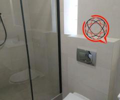 Nowoczesny dom w Wawrze z 7 pokojami, 2 łazienki, garaż oraz 2 miejsca zewnętrzne. Dwa duże tarasy, 