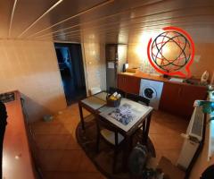 Sprzedam mieszkanie w kamienicy